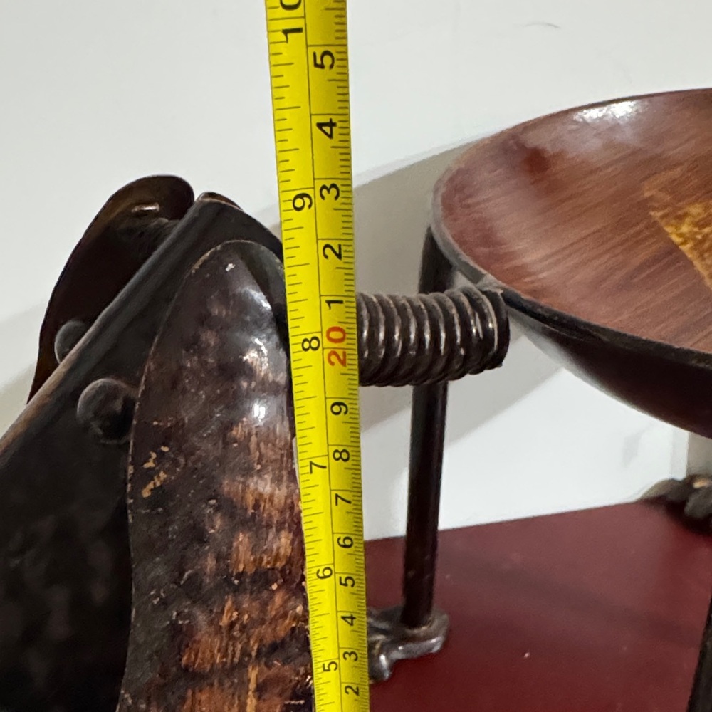 Decorative Art Dog-Shaped Metal Bowl - Picture 10 of 12